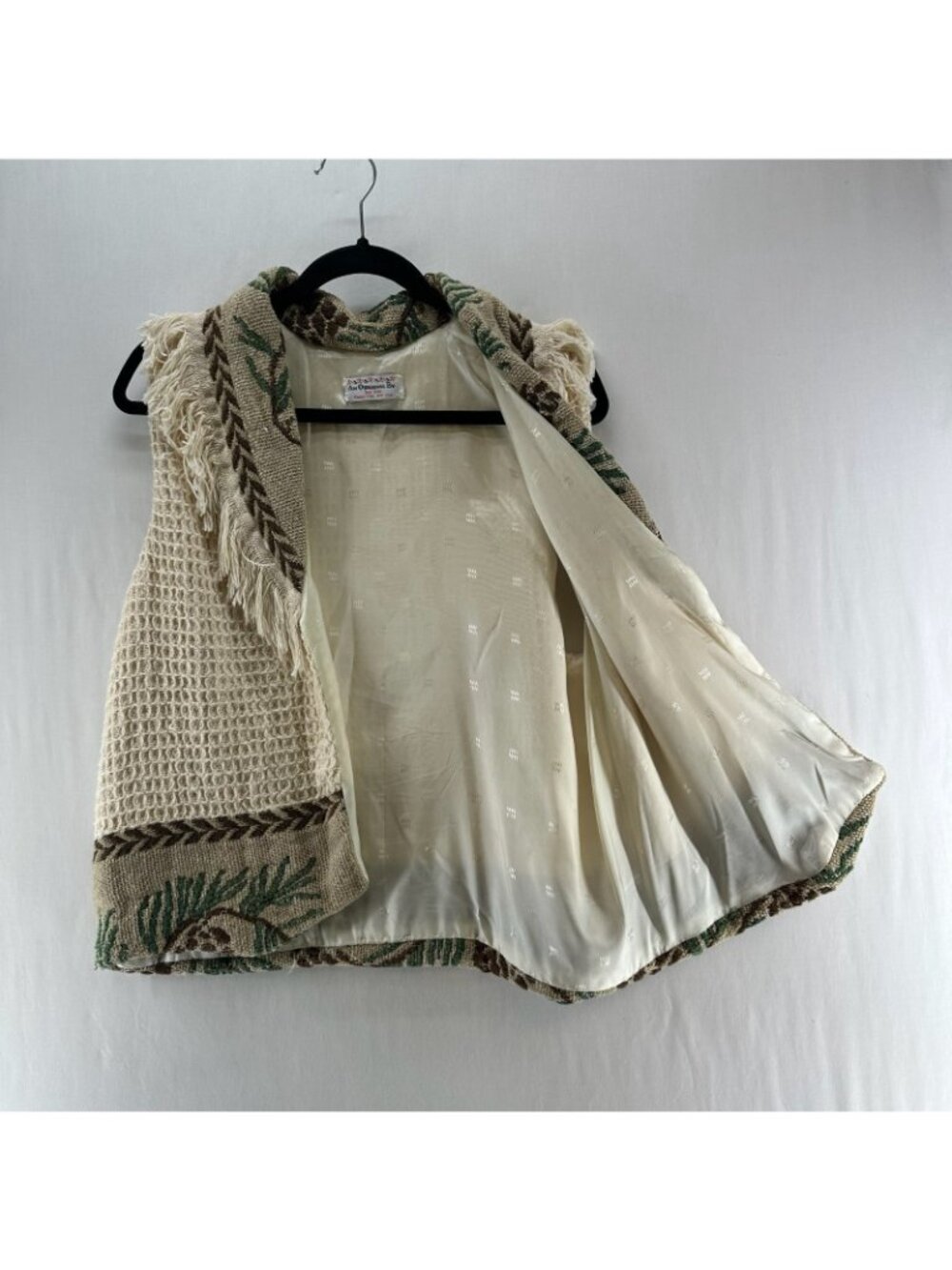 Vintage Jans Jems Tapestry Fringe Shawl Vest Size M/L Woven Lined Pinecone Cream - Picture 3 of 11